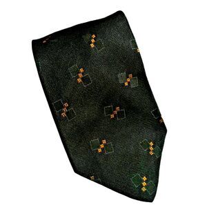 Calvin Klein Black Gold Tie Silk Necktie 3.75  X 58